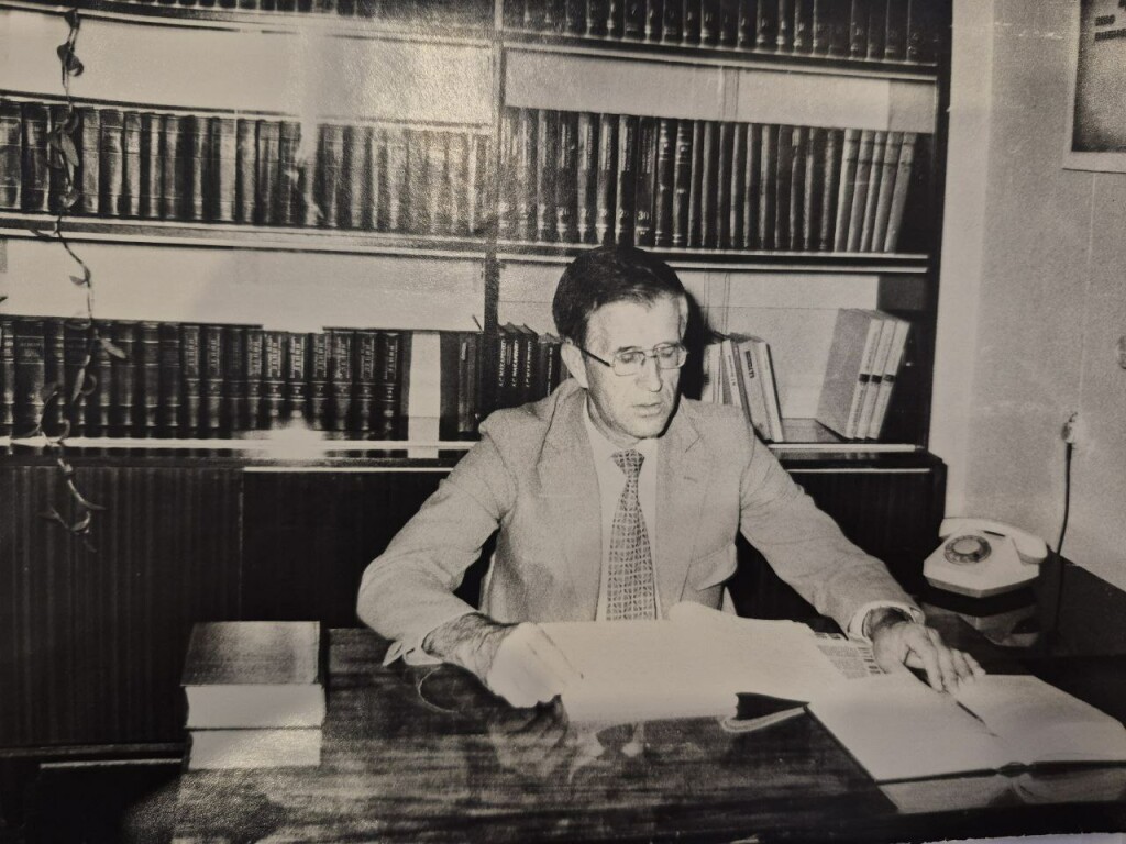 photo_2025-12-05_08-37-32