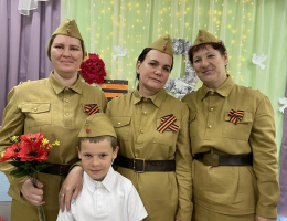 🎖 Праздничный концерт и акция «Бессмертный полк» состоялись в детском саду № 35